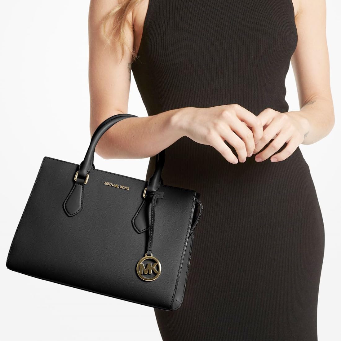1789596069_Borsa-a-tracolla-media-Sheila-da-donna-di-Michael-Kors.jpg 1789596069 Borsa a tracolla media Sheila da donna di Michael Kors